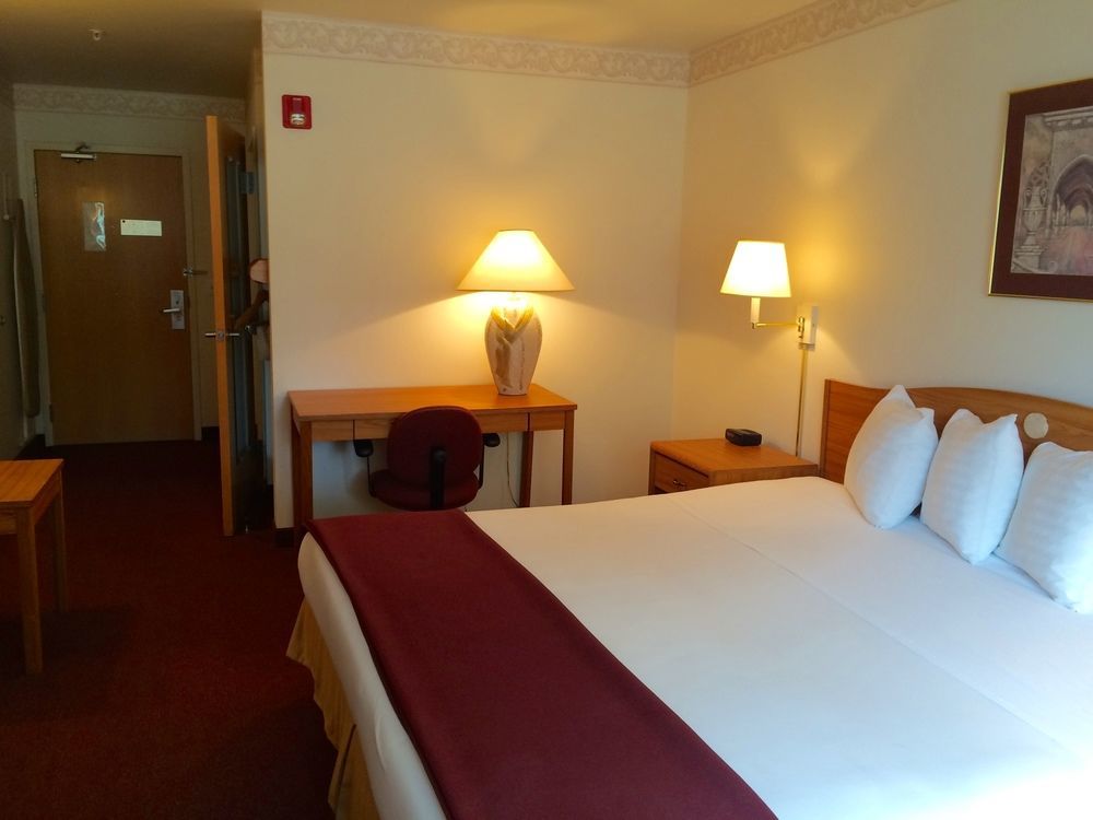 Peppermill Empress Inn Centralia Extérieur photo